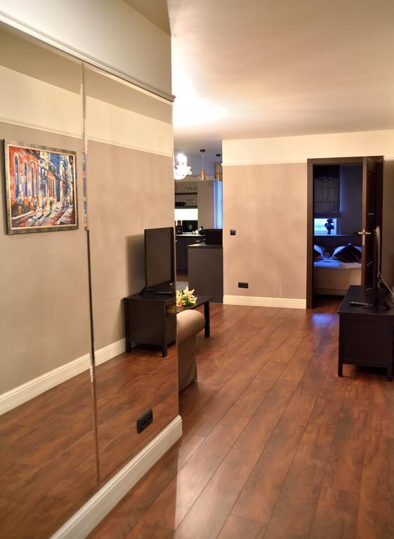 Apartment Golden Central Apartamenty W Centrum By Stayly